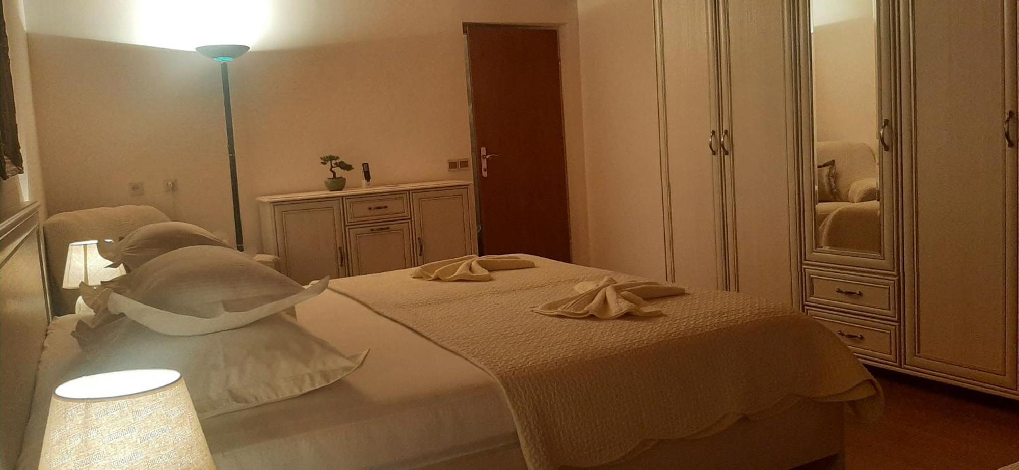 Guest House Fenix Brela Pokoj fotografie